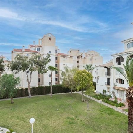 Beautiful Apartment With 2 Bedrooms Close To Beach 托雷维耶哈 外观 照片