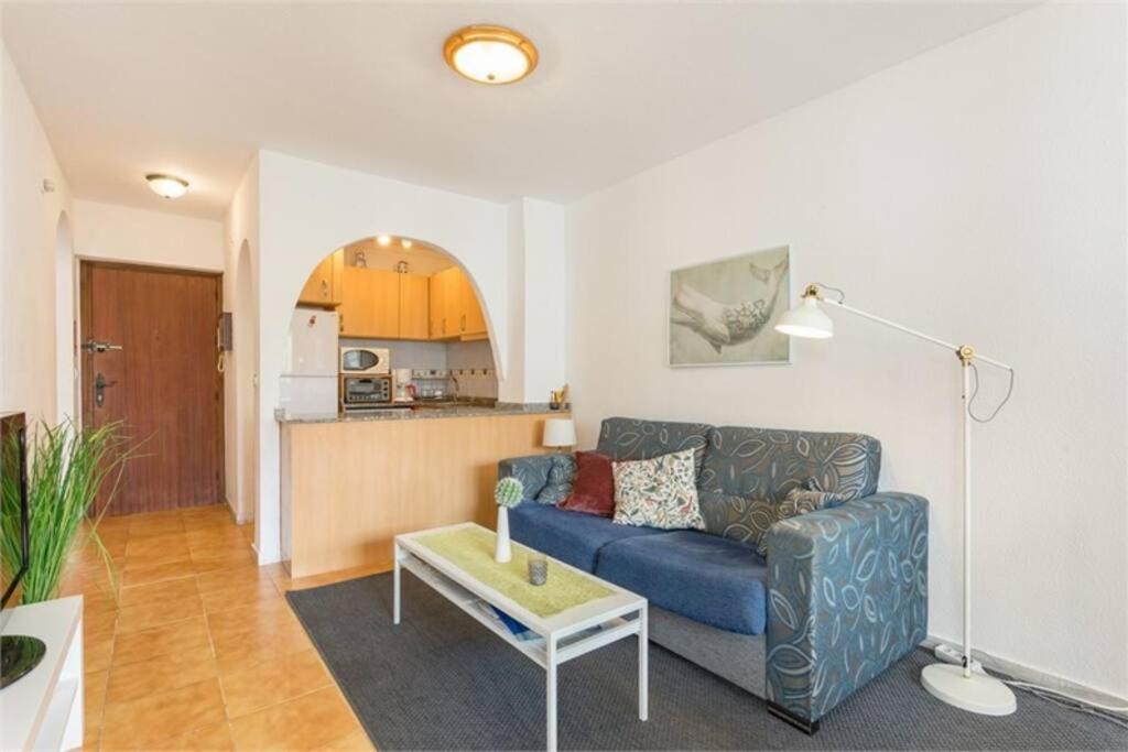 Beautiful Apartment With 2 Bedrooms Close To Beach 托雷维耶哈 外观 照片